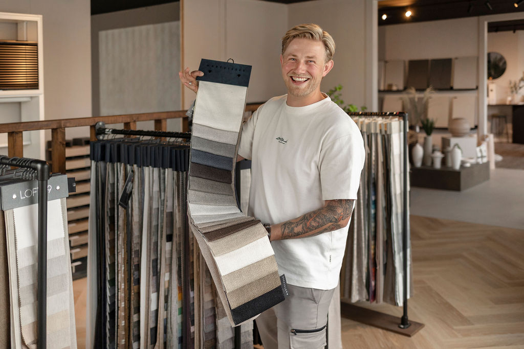 Raamdecoratie plaatsen en inmeten